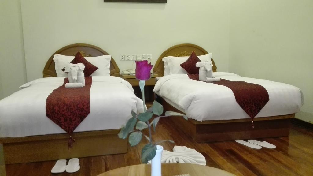 Hotel Dingar Мандалай Экстерьер фото