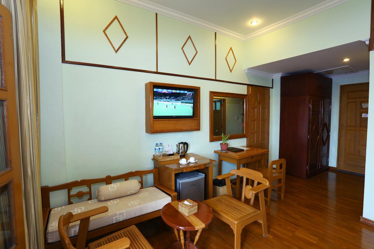 Hotel Dingar Мандалай Экстерьер фото