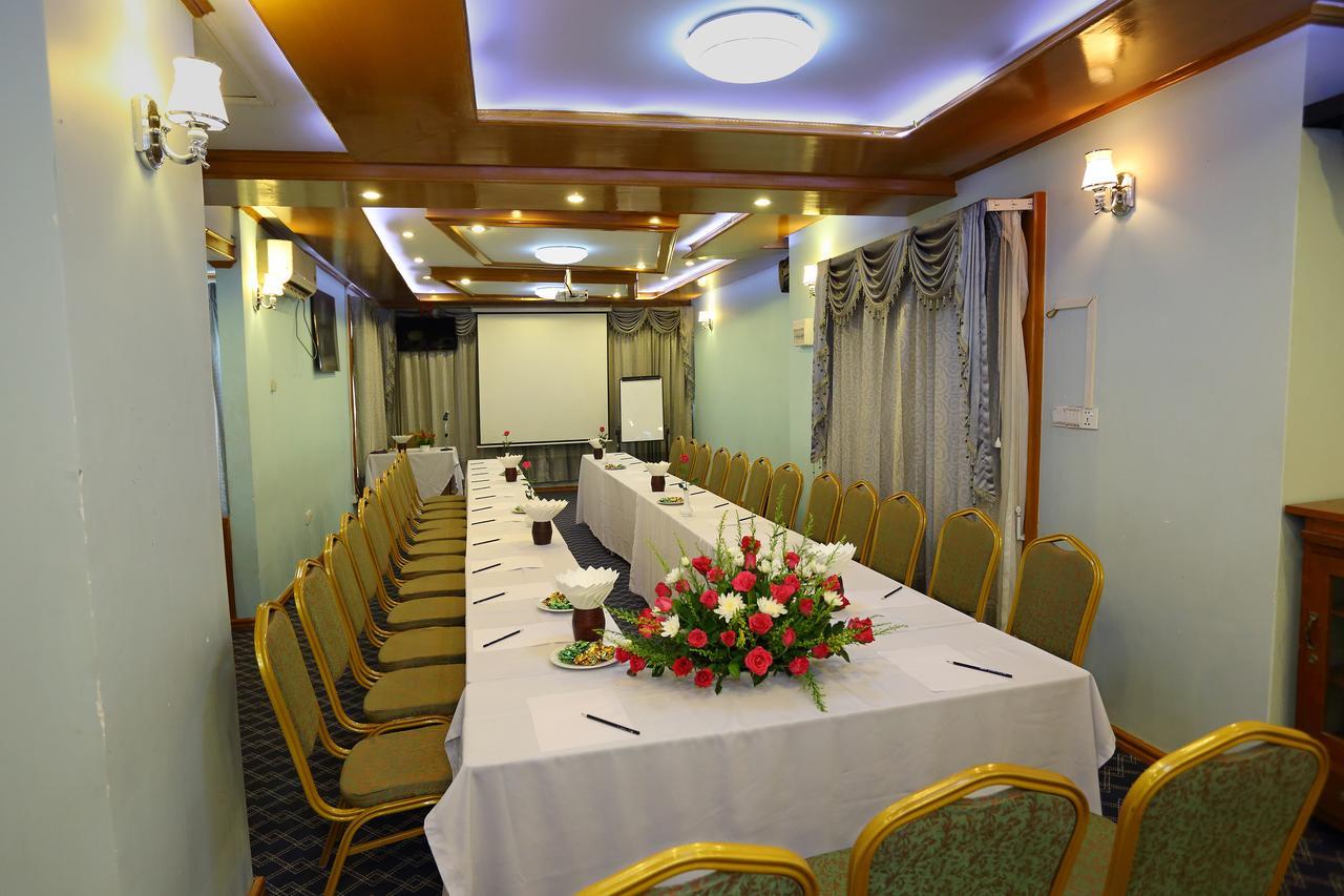 Hotel Dingar Мандалай Экстерьер фото